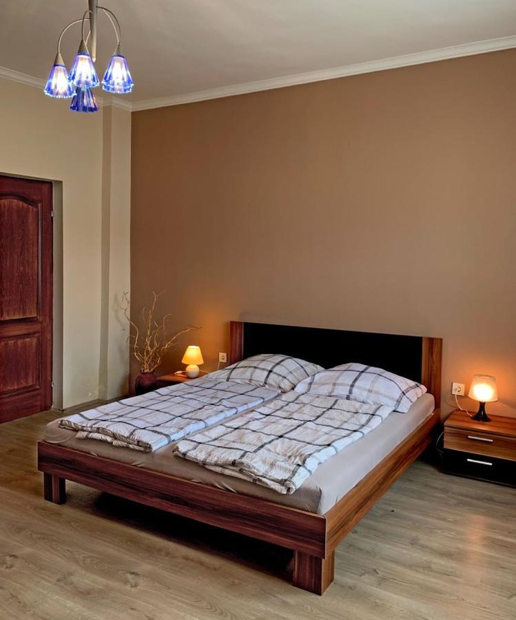 Апартаменти Hanna Apartman Балатонлелле Екстер'єр фото
