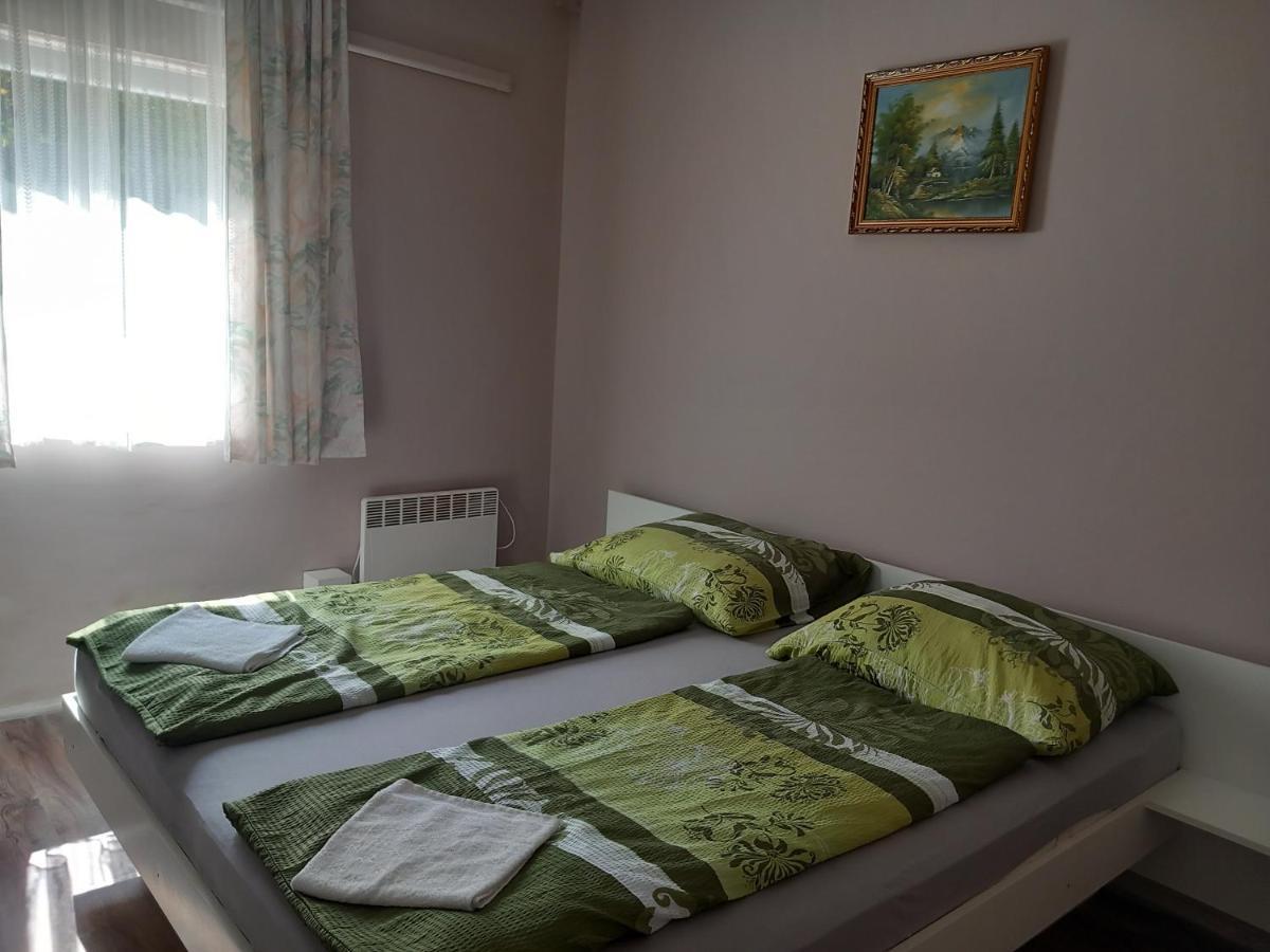Апартаменти Hanna Apartman Балатонлелле Екстер'єр фото