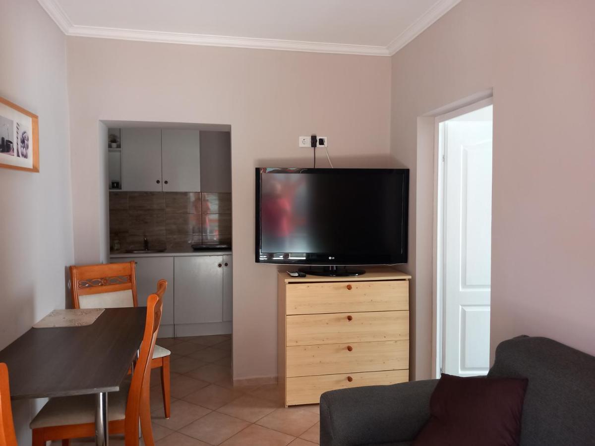 Апартаменти Hanna Apartman Балатонлелле Екстер'єр фото